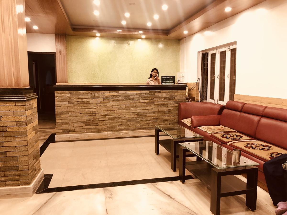 Hotel Guru Pokhara Zewnętrze zdjęcie
