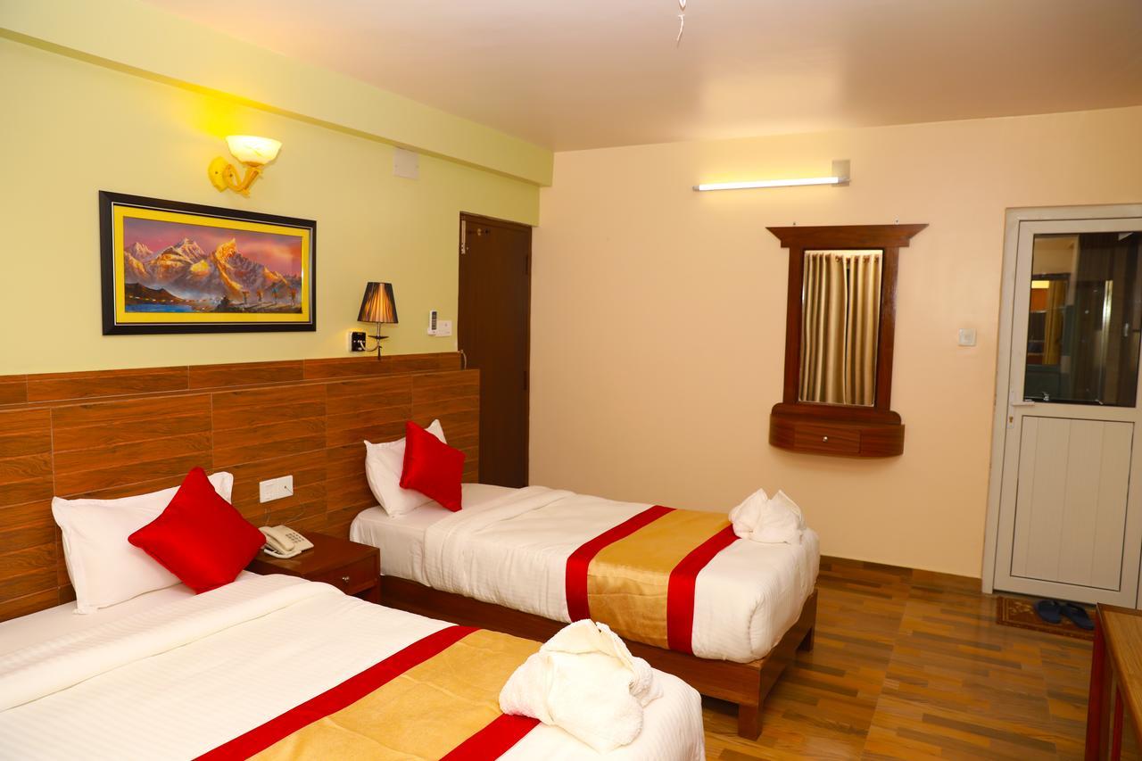 Hotel Guru Pokhara Zewnętrze zdjęcie