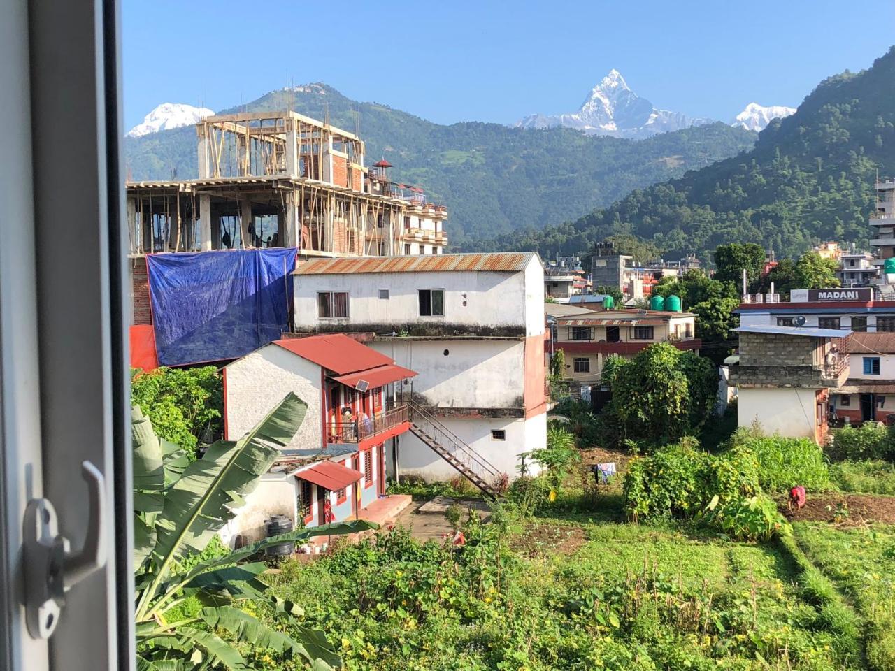 Hotel Guru Pokhara Zewnętrze zdjęcie