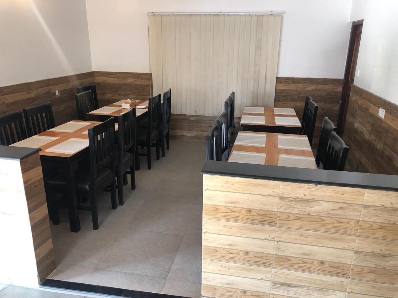 Hotel Guru Pokhara Zewnętrze zdjęcie