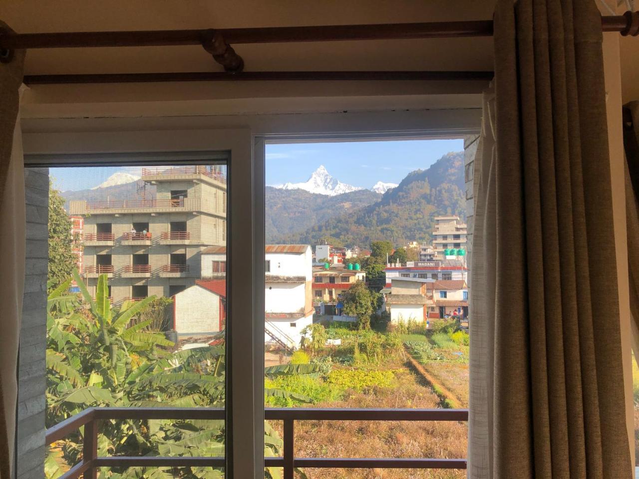 Hotel Guru Pokhara Zewnętrze zdjęcie