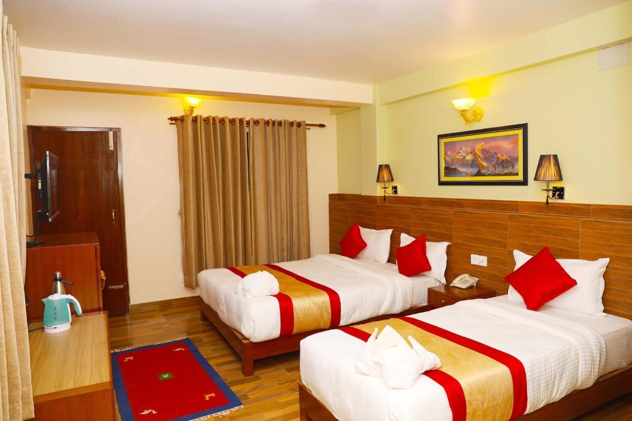 Hotel Guru Pokhara Zewnętrze zdjęcie