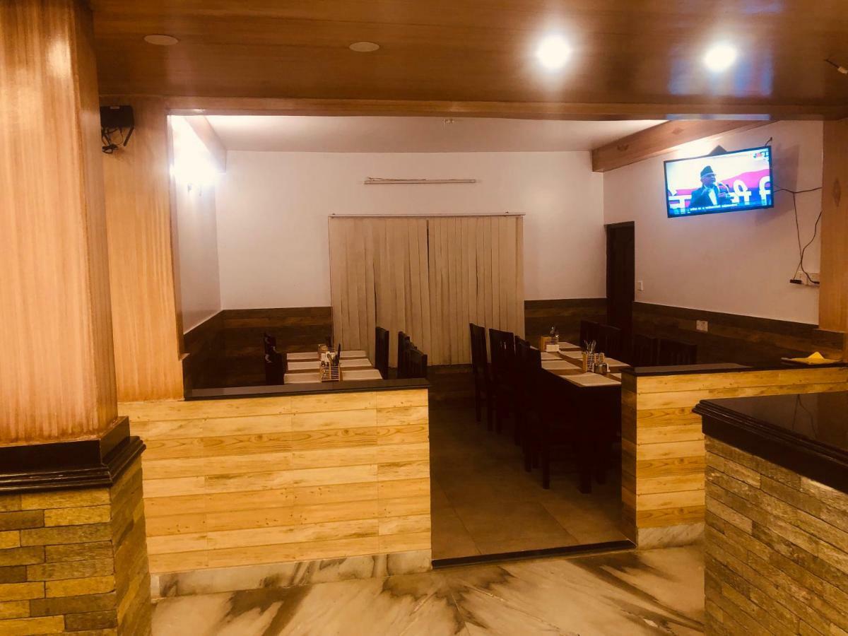 Hotel Guru Pokhara Zewnętrze zdjęcie